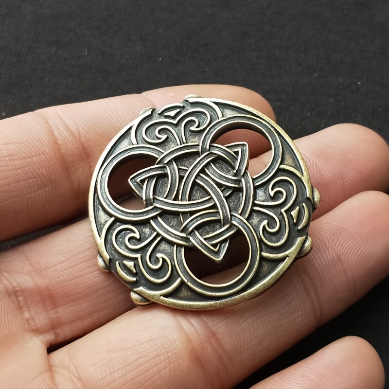 TEMU Vintage Nordic Viking Hollowed Out Celtic Knot Brooch - A Versatile Jewelry Accessory For Men And Women, Suitable For Daily Commuting, Banquets,