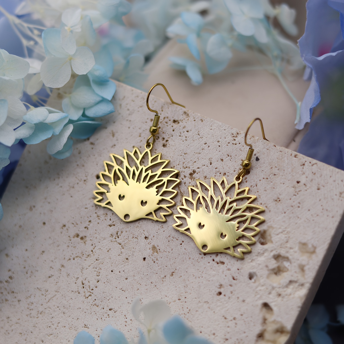 TEMU Adorable Hedgehog Earrings Made Of 304 304 304 304 Stainless Steel, Perfect For A Gift, Without Battery
