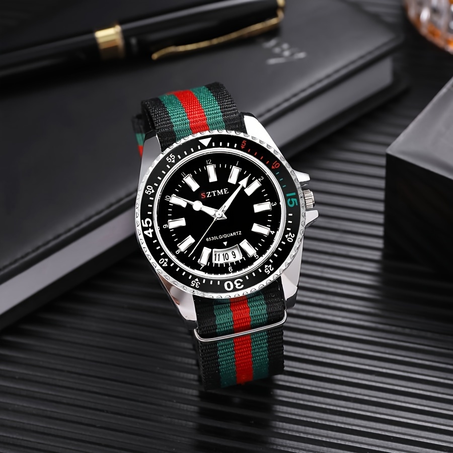 Reloj de Cuarzo de Moda para Hombres SZTME - Estilo Casual con Calendario y Hora Mundial, Caja Dorada Rosa, Correa de Nailon a Cuadros Verde/Negro, Aleación, No Impermeable para Atuendo Casual