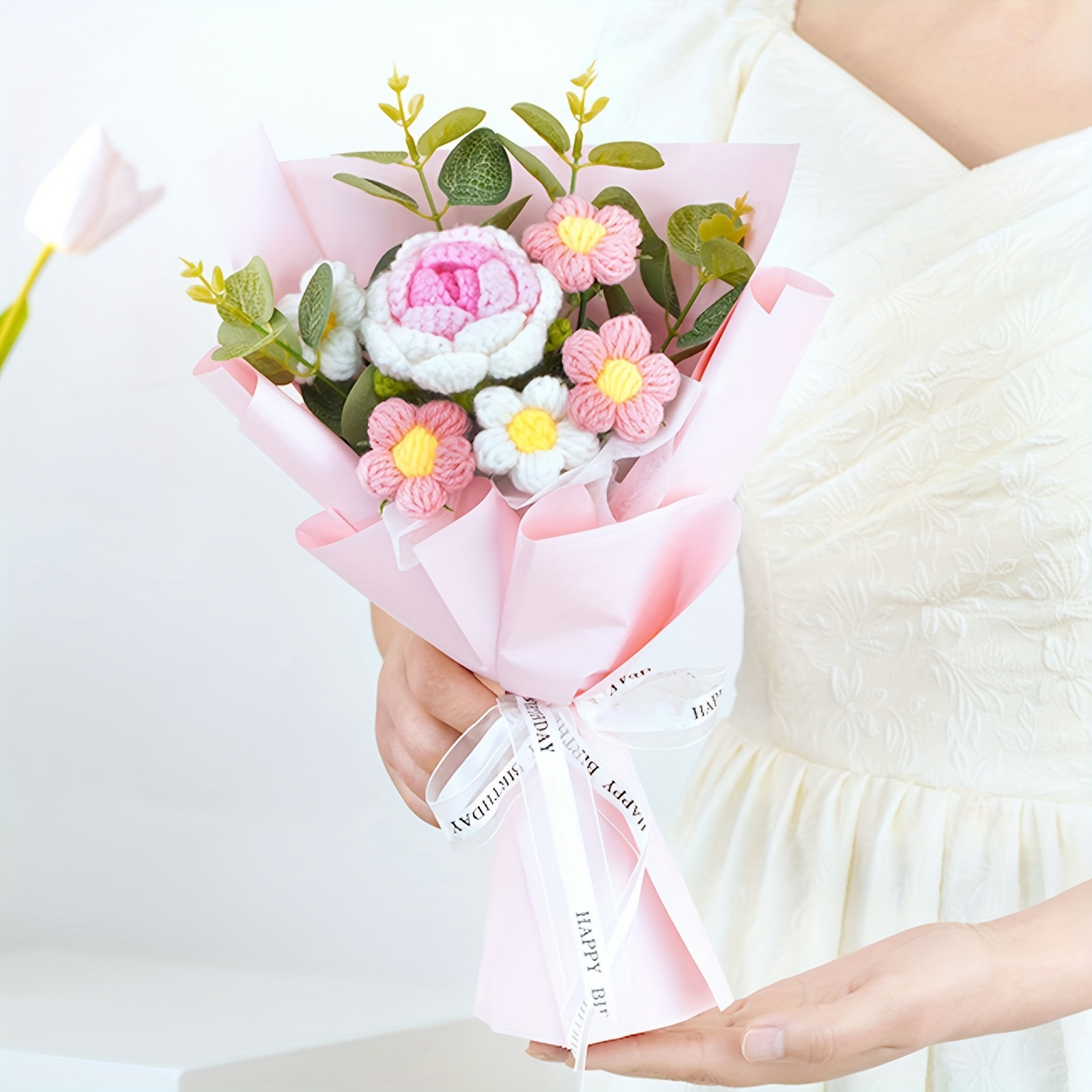 

Handcrafted Crochet Flower Bouquet - Pink Yarn Roses & Puff Flowers With , Day & Valentine's Gift, Home Decor, 9.84x11.81 Inches