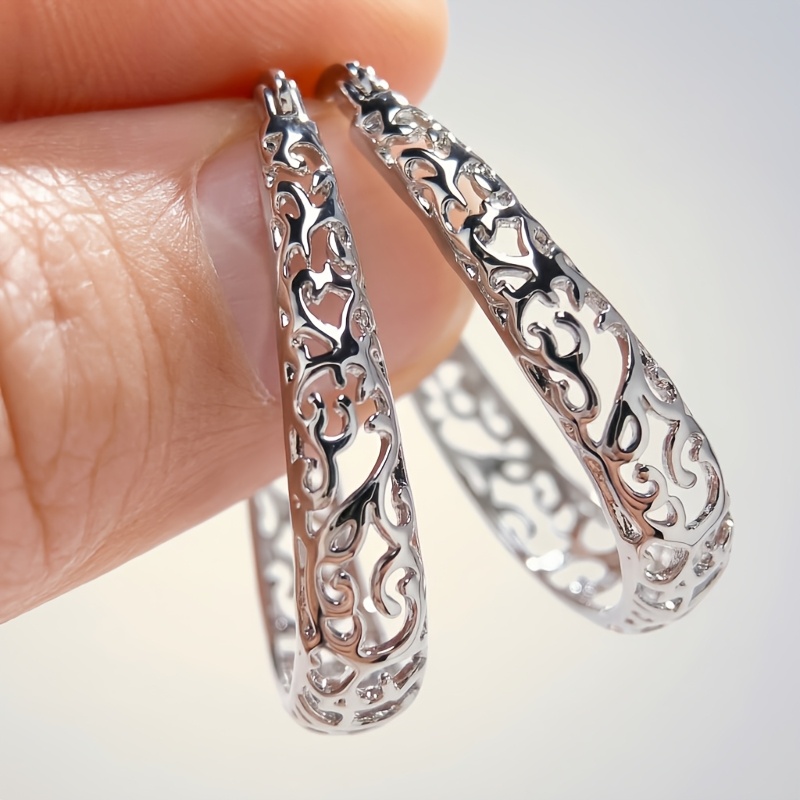 TEMU Vintage Copper Hoop Earrings For Women Trendy Bohemian Hollow Oval Hoops Hypoallergenic U-shaped Dangle Earrings Handmade Retro Jewelry Gift For
