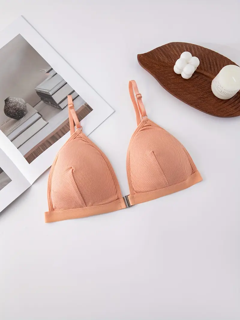 4pcs womens wireless bras comfortable everyday with removable pads wire free soft breathable fabric white light green suitable for teens and adults seamless material lightweight comfortable casual wear Product details 4