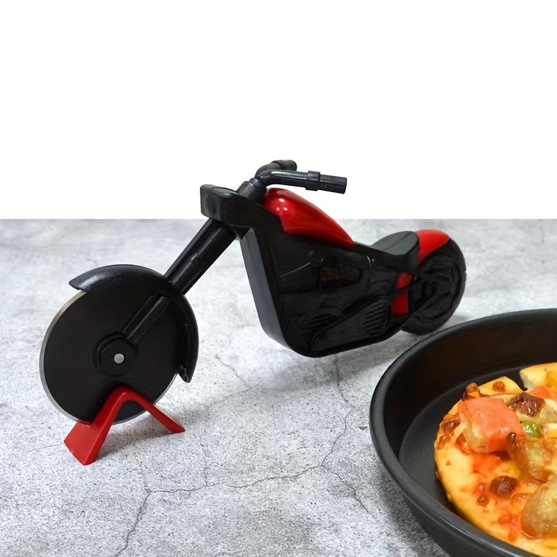 

Stainless Steel Motorcycle Pizza Cutter - Creative Kitchen & Dining Accessory
