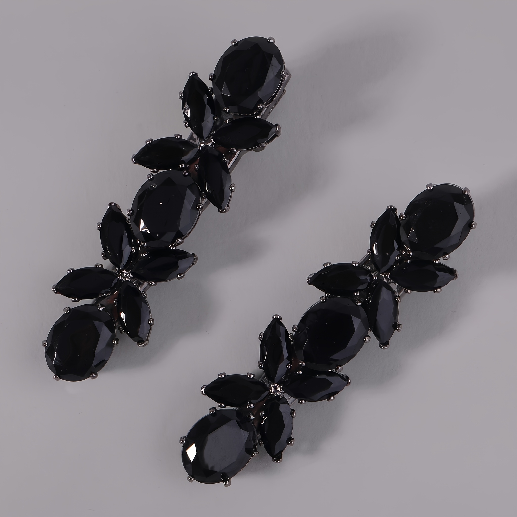TEMU 2 pezzi Clip per capelli , lussuose, con zirconia, adatte a tutti, eleganti, con design di nicchia per e clip laterali