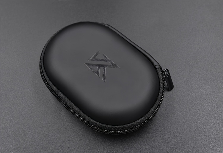 portable faux leather earphone case oval shockproof protective pouch with zipper closure compact travel organizer for headphones earbuds black headphone storage case portable storage case sleek accessory durable organizer flexible material electronic accessory Product details 8
