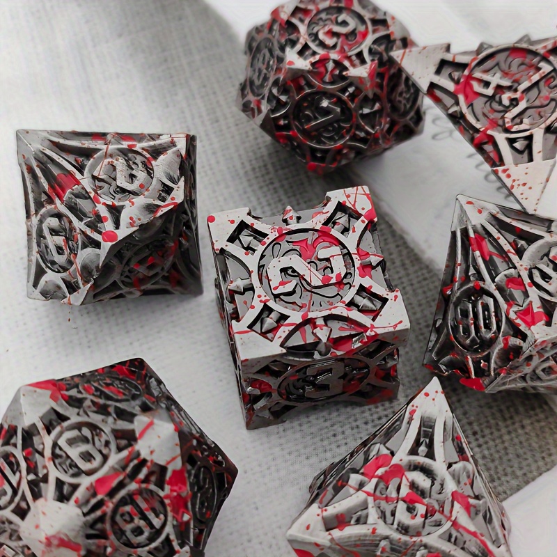 VGEBY Set De 7 Dés Métalliques Creux Avec Cœurs - Jeu De Dés Polyédriques Pour Jeux De Table