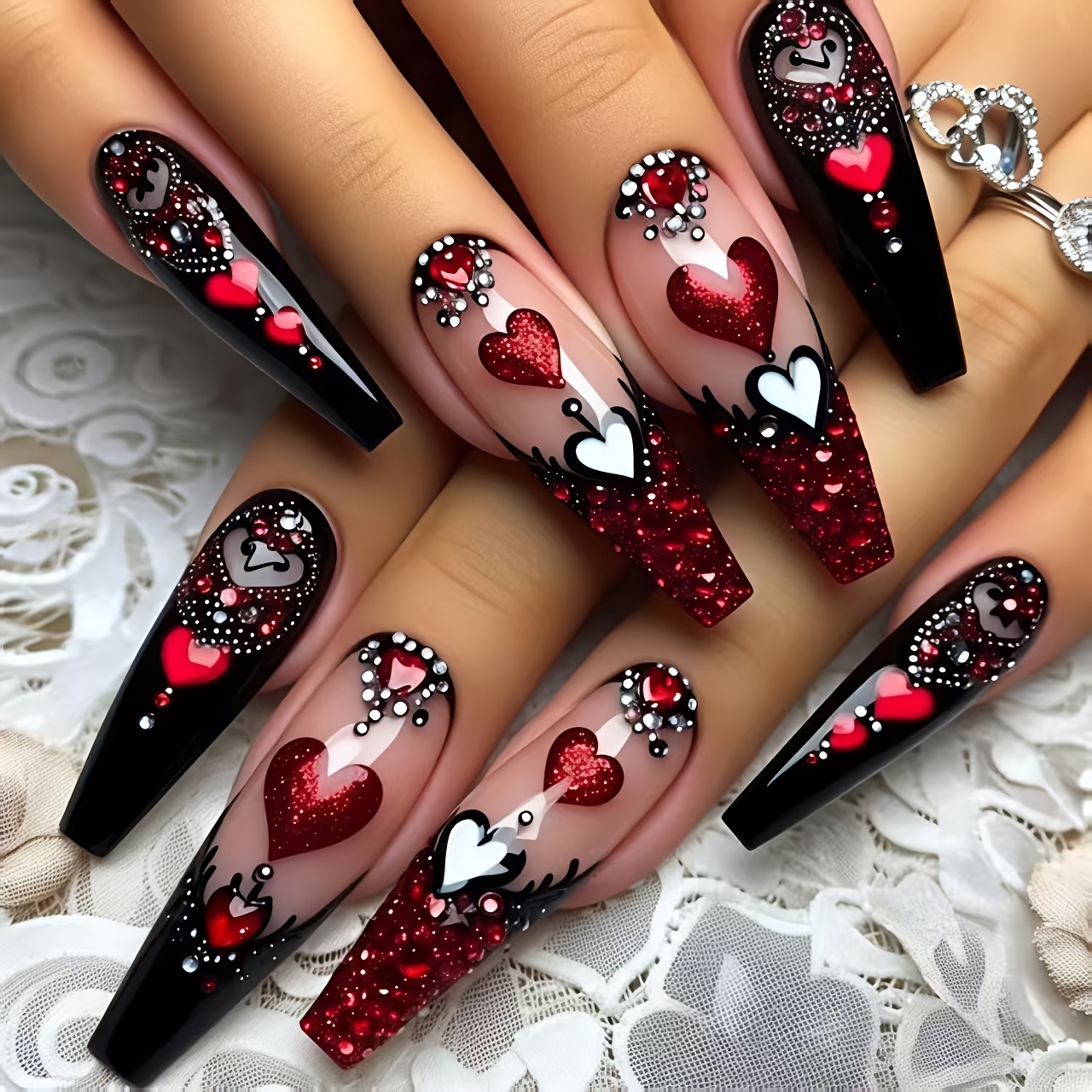E-shop Mittelhohen, glänzenden Valentinstags-Rot-Schwarzen Herz-Abnehmbaren Falschen Nägel Nagelsticker, praktisch für tägliche Partys, Urlaube,