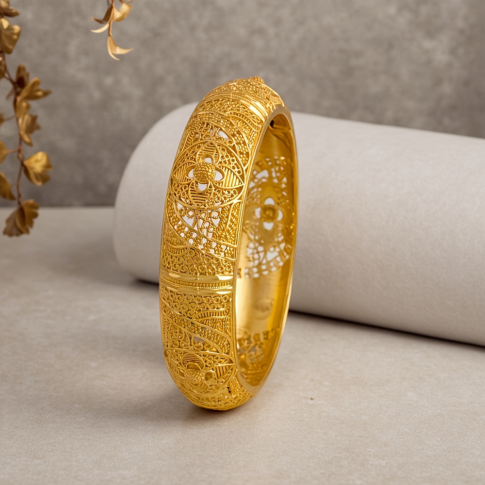 2pcs Golden Plated Openwork Bracelets Classic Comfortable Style