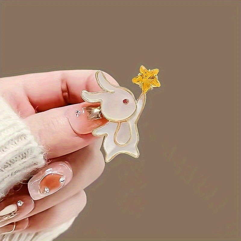 

For You To Pick Bunny Brooch Female Temperament Corsage Creative Pin Clothes Accessories New Year Gift