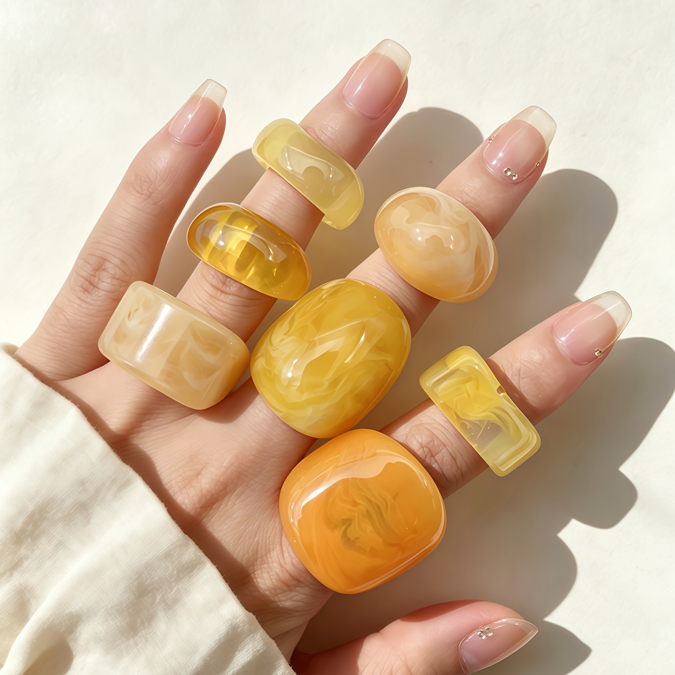 7pcs Fashion Yellow Geometry Resin Rings Set for Women