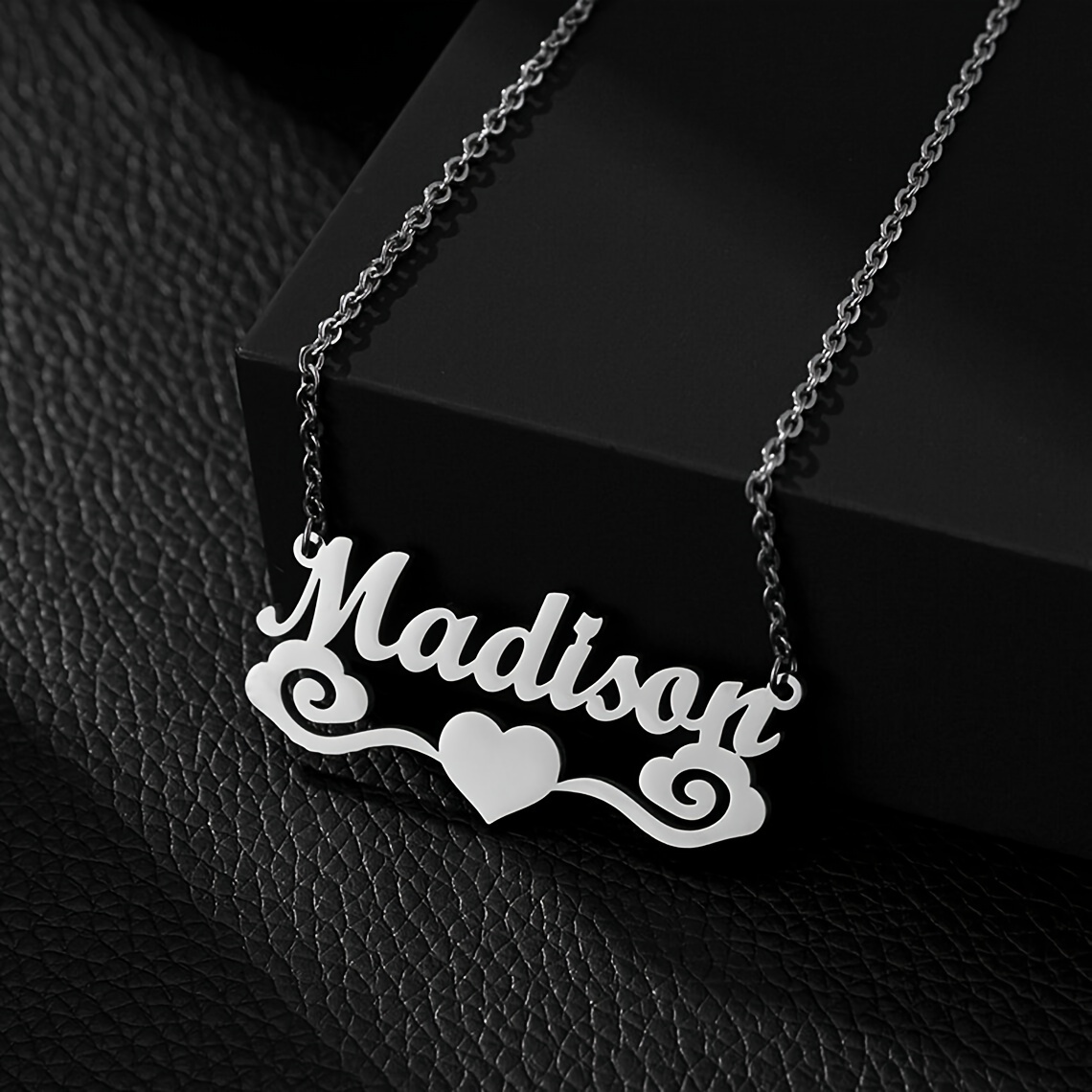 TEMU Stainless Steel Custom Heart Pendant Necklace Silvery Name Women's Fashion Minimalist Jewelry Personalized Engraved Pendant Necklace Casual
