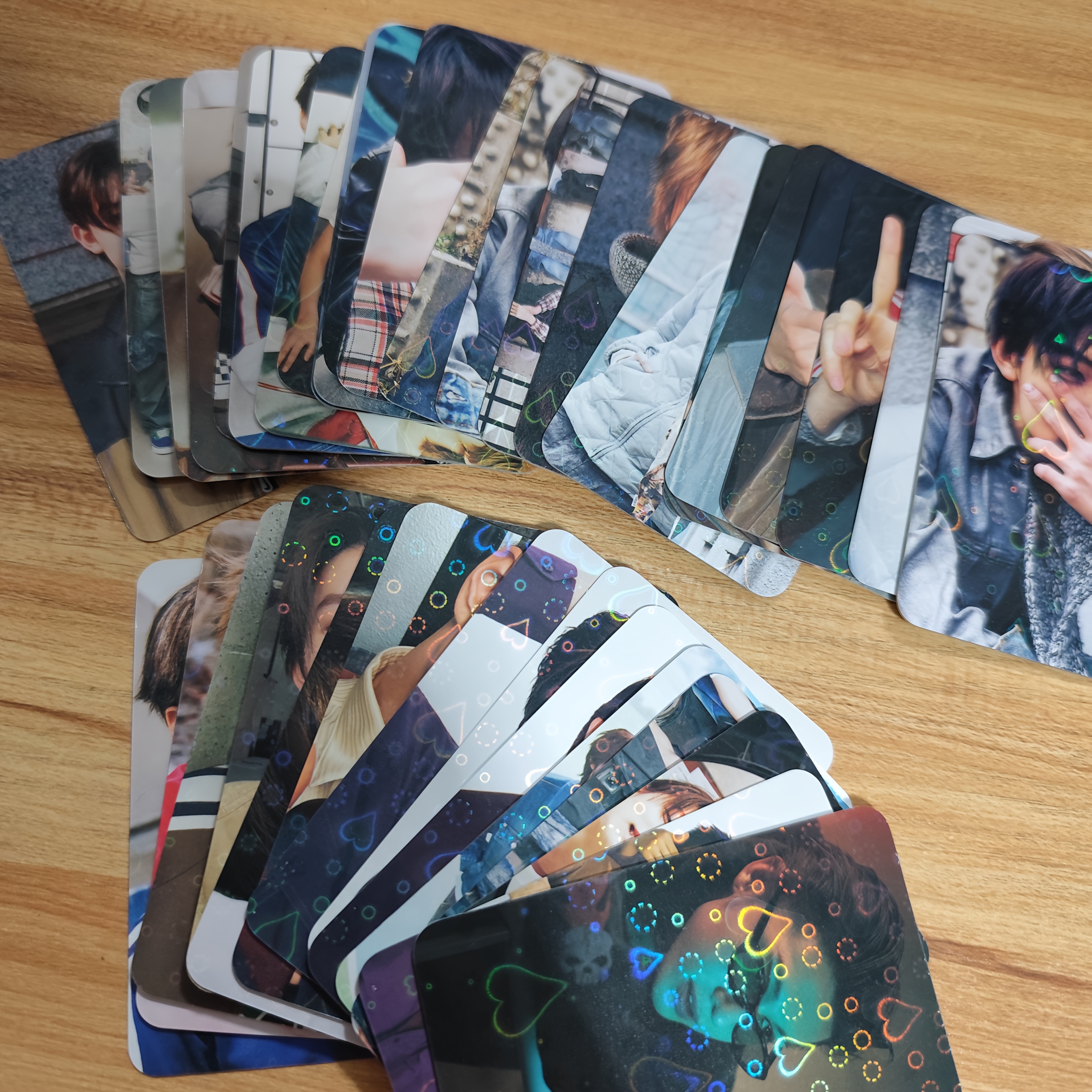 TEMU 60pcs Collectible Photo Card Set, Heart-shaped Laser Cards, Individual Face Hd Design, Stickers, Vibrant Colors, Fan Collection Grade Gift, Fan