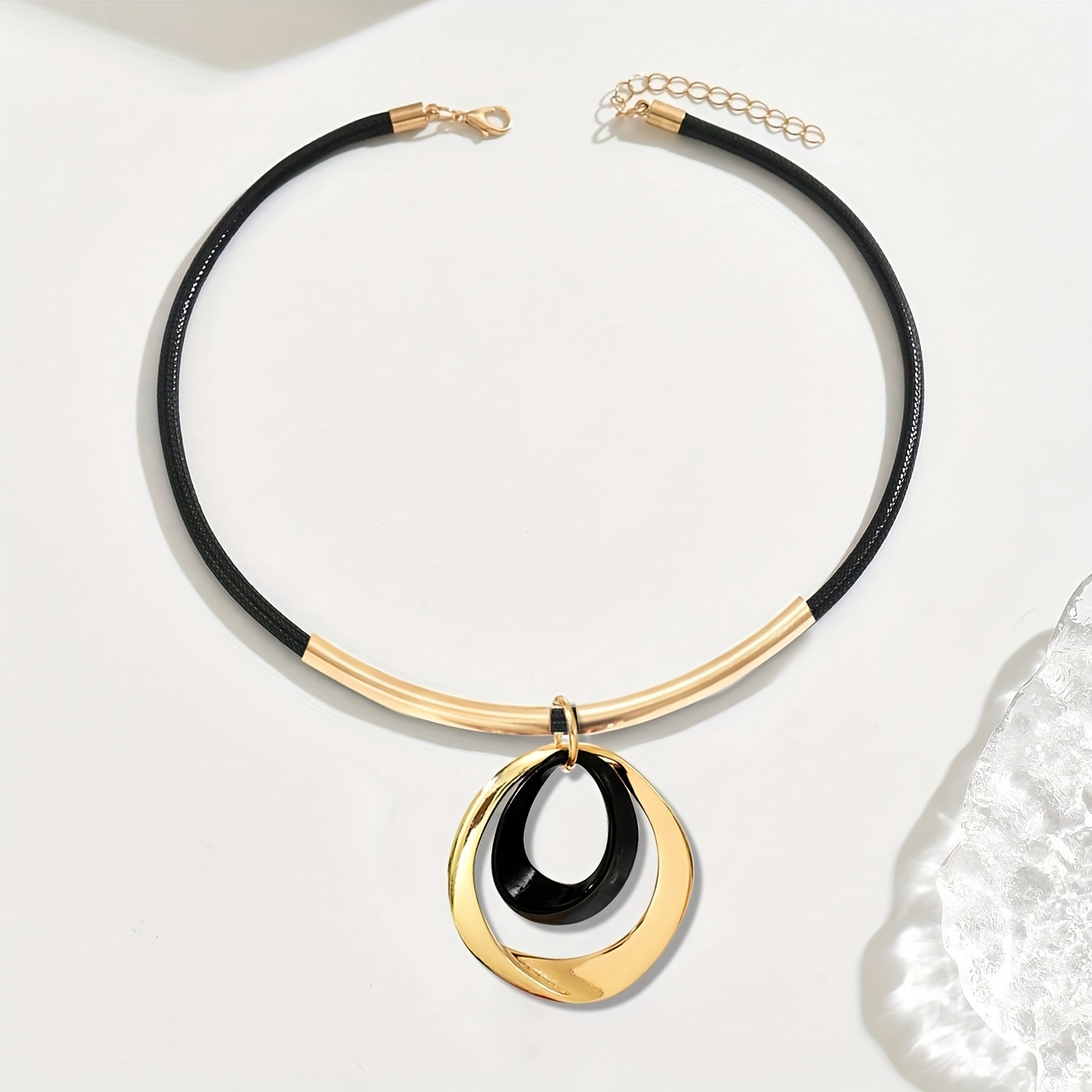 TEMU Collana con ciondolo ovale geometrico irregolare intrecciato con stile punk vintage, 1 pezzo, accessorio di moda multifunzionale per San