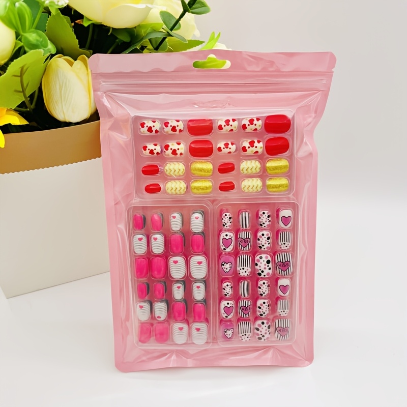 

6 Boxes With A Total Of 144pcs, Candy-colored Short Oval Fake Nails, Full-coverage Press-on Wear Nails, Cute Artificial Nails, With Adhesive On The Back For Direct Pasting