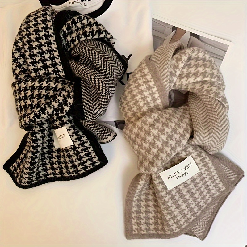 

Checkered , , , Knitted , & , Accessory