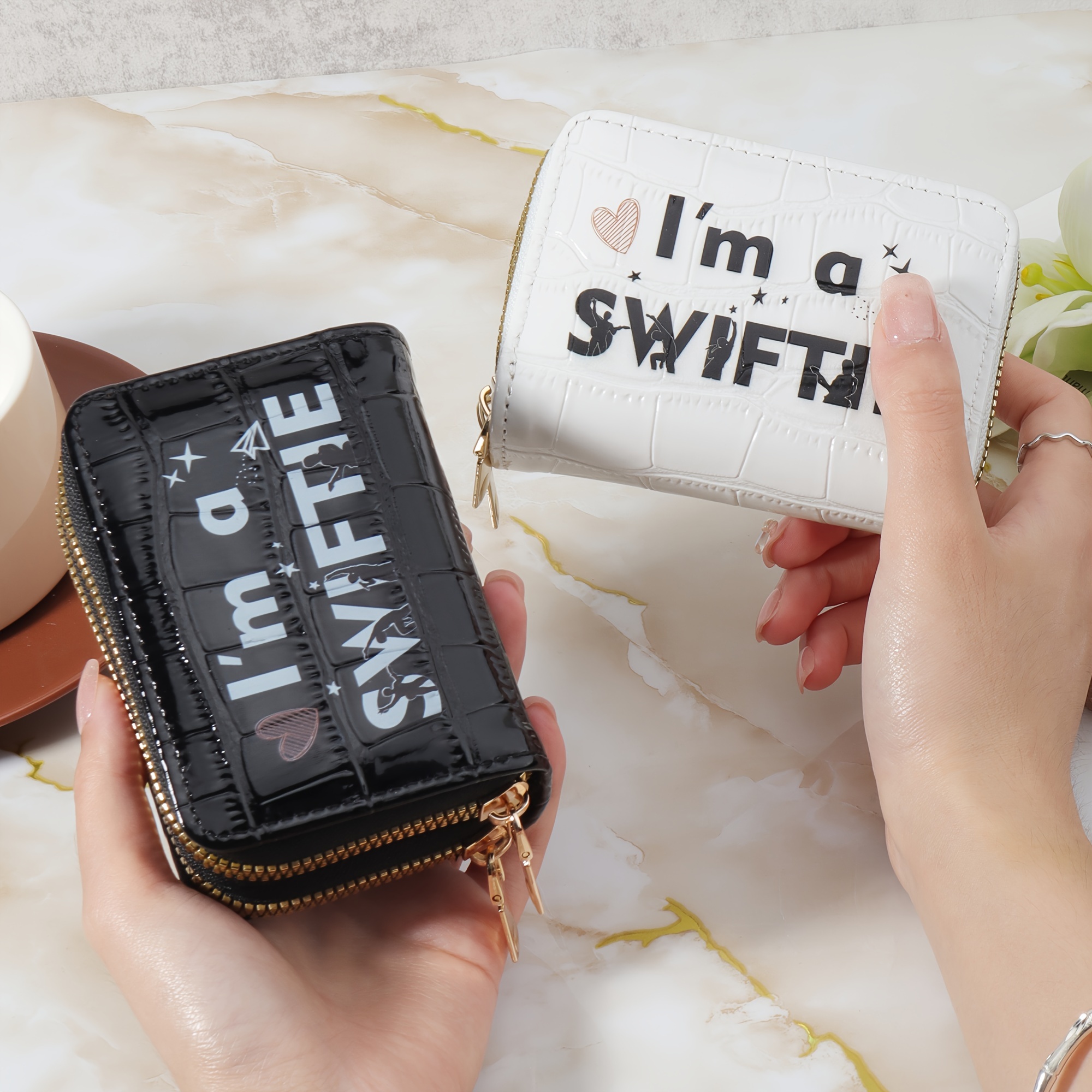 

I'm A Swiftie Pattern Dual Compartment Credit Card Wallet, Large Capacity Holder Wallet, Zipper Card Holder