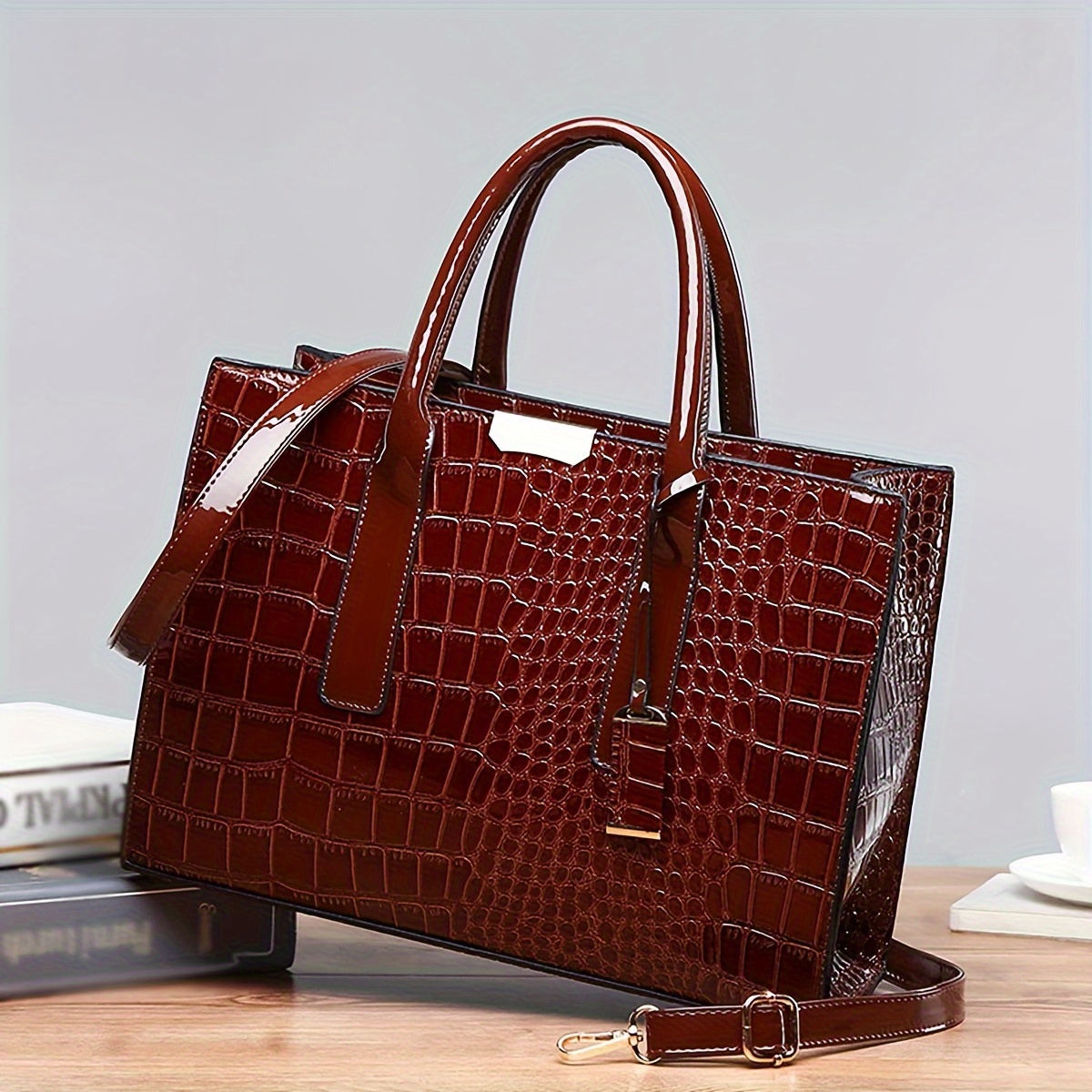 

Classic Elegant Square Handbag, With Crocodile Pattern, Solid Color All-match Shoulder Bag For Women