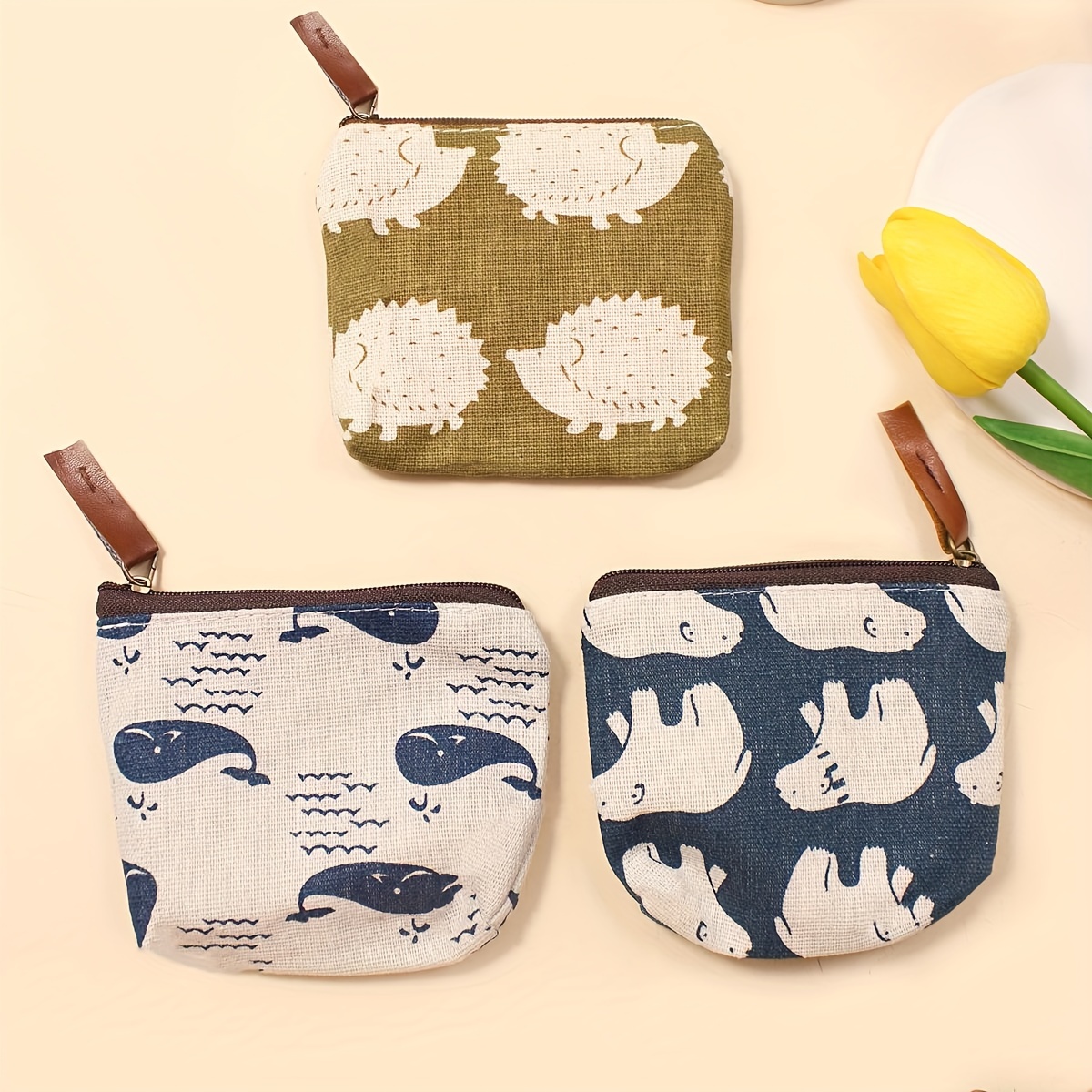 

Chic Vintage-inspired Canvas Coin Purse - Compact Key & Earbud Organizer,