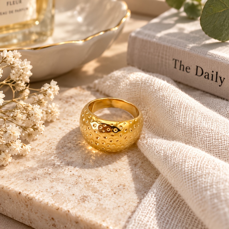 Women's Embossed Polka Dot Spherical Wide Band Ring