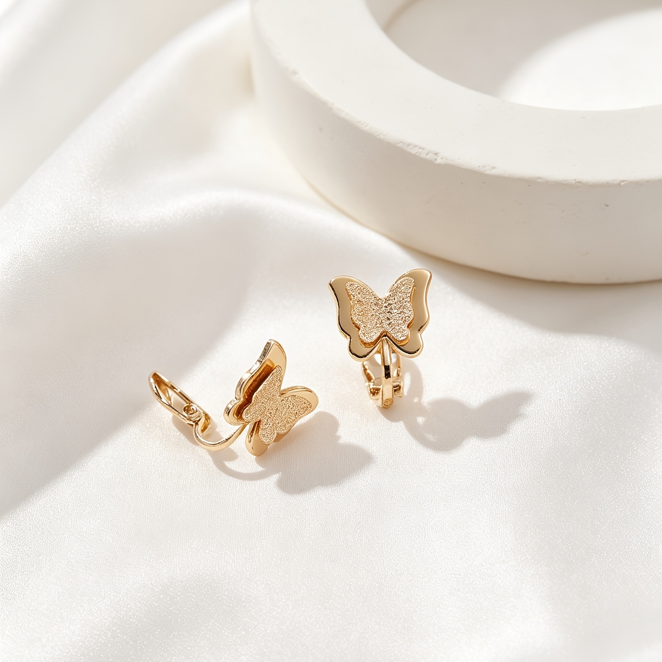 Women's Double-Layer Butterfly Clip-On Earrings, Stylish & Exquisite