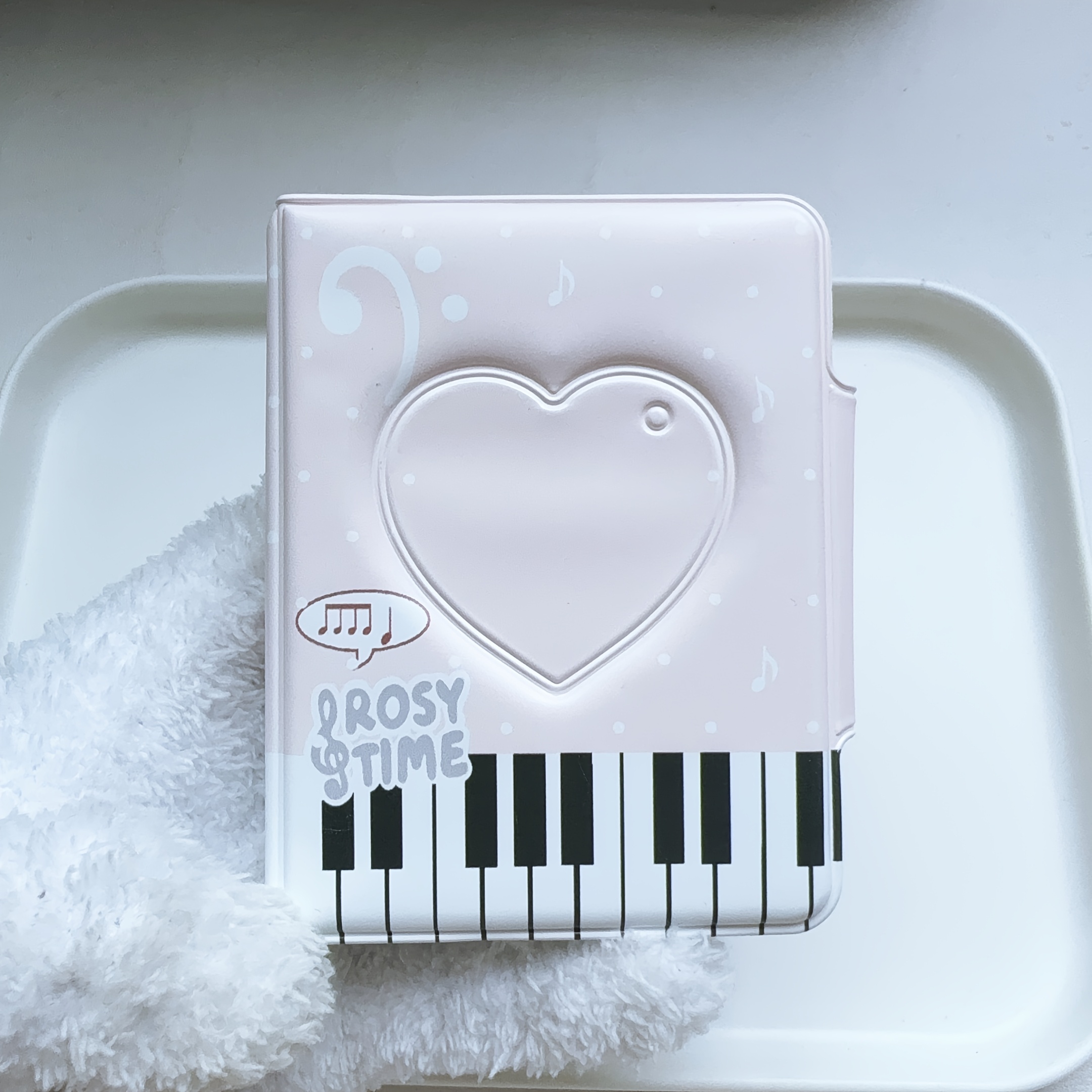 TEMU 7.62cm Mini Photo Album Kpop Photo Card Binder, Heart Piano Hollow Photo Card Book, Business Card Holder, Photo Card Sleeve, Includes 20 Inner