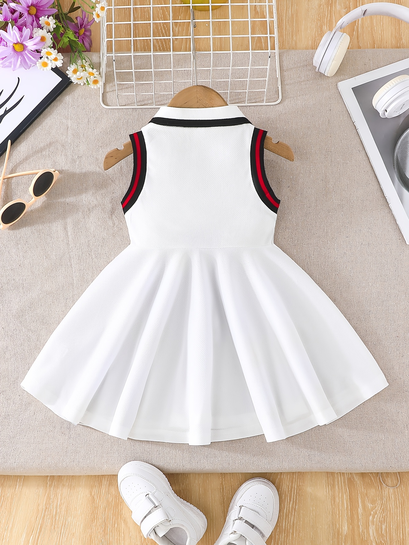 Toddler Sleeveless A-Line Dress - Vibrant Green with Black & White Striped Design, Button-Up Collar, Perfect for Summer Outdoor Activities, Youngsters' Fashion, Casual Wear|Sporty Style|Strapless Design, Youngsters Dress