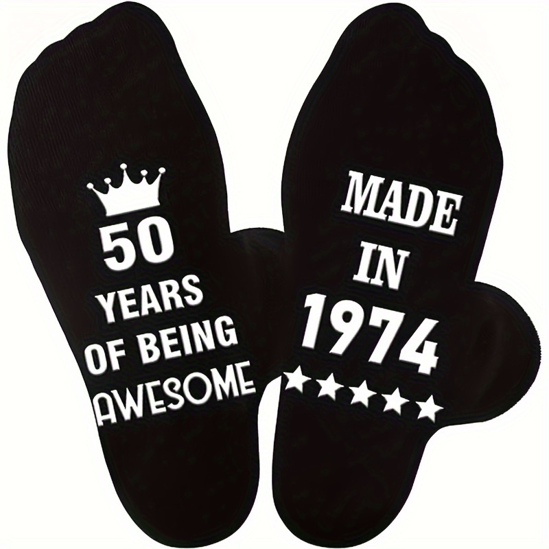 

1pair Men's Funny Cool Saying '50 Years Of Being Awesome' Print Novelty Socks, 50th Birthday Gifts For Men Dad Grandapa, 1973 Socks, Cotton Comfortable Crew Socks