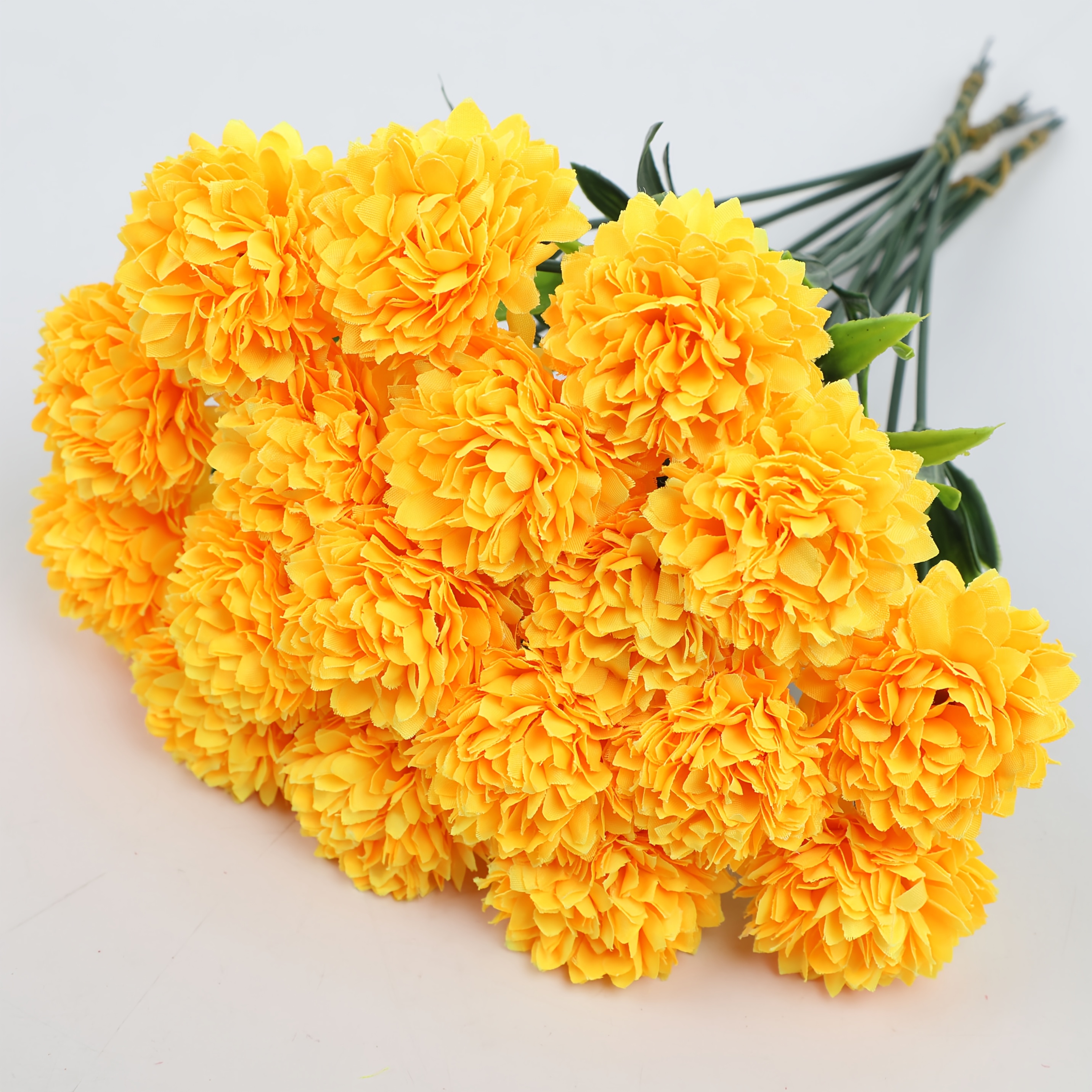 14pcs Multicolor (white, Red, Pink, Yellow, Gray-green) Realistic Artificial Chrysanthemums - Low-maintenance Faux Floral Arrangement, Durable Plastic Flowers, Suitable For Home, Weddings, Parties