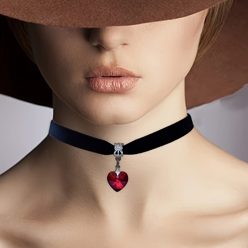 

1pc Collier Choker Vintage Style avec pendentif de cœur en fausse pierre, tissu tissé, toutes , convient pour un et cadeau