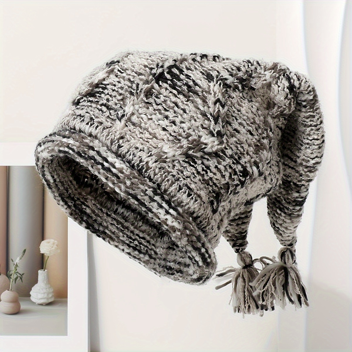 TEMU Gorro de Invierno para Mujer con Largos y Coloridos - 100% Poliéster, Elástico y Transpirable, Ajuste Versátil para Rostro y Combinaciones