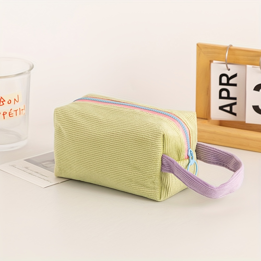 1pc Bolsa de Maquillaje de Pana Portátil, Diseñada para Mujeres, Gran Capacidad para Guardar Lápiz Labial, Accesorios…: retailer-supplied image