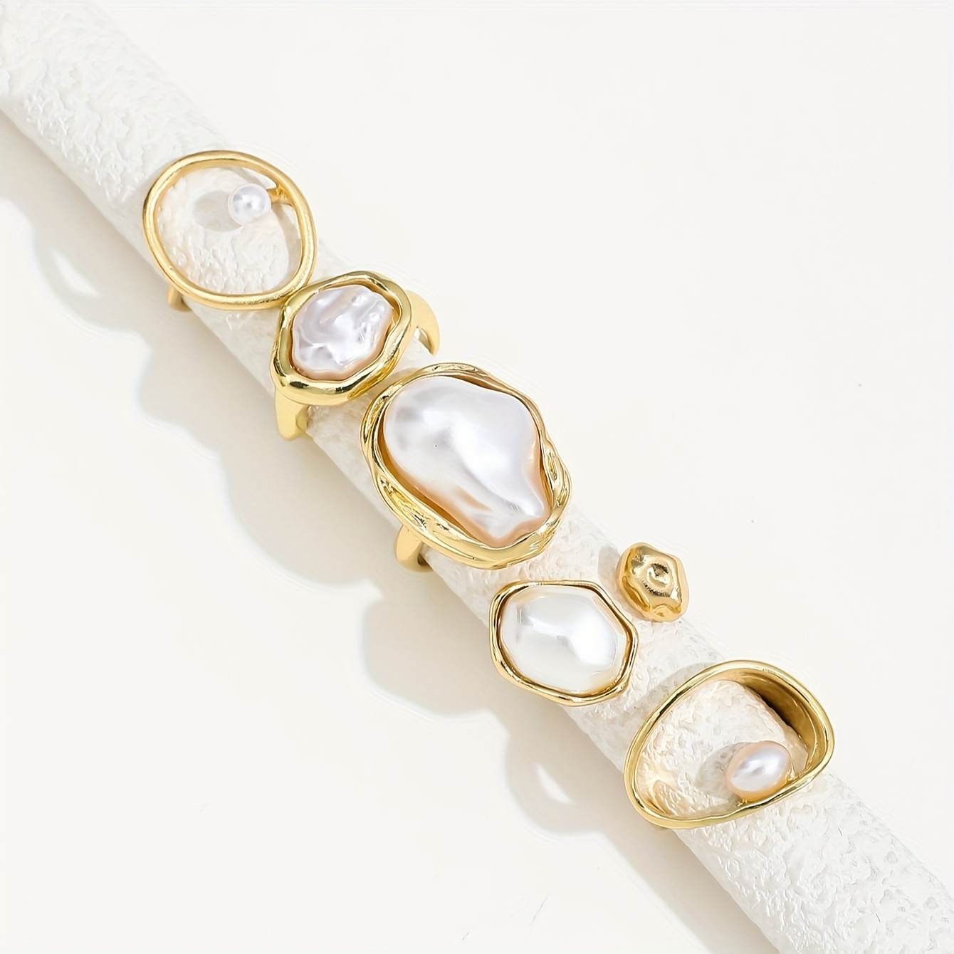 סט 5 יחידות טבעות פנינה מלאכותית מלוטשת בעבודות ידומימסגסוגת: טבעות טבעגזיות מותרות: טבעות, טבעגזי קסי