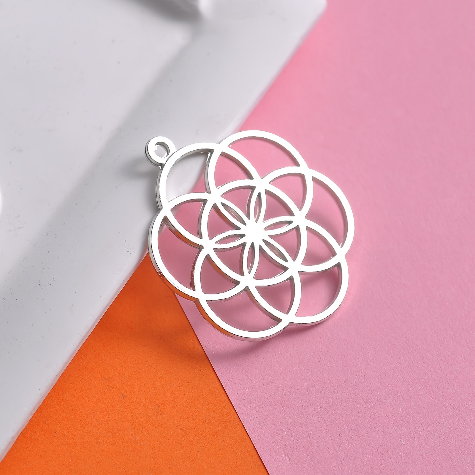 10pcs Set of Life Flower Pendant for DIY Jewelry Making