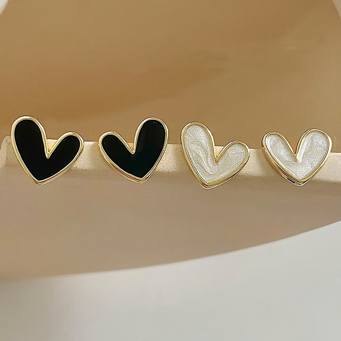 TEMU 2 Paires de Boucles d'Oreilles de Cœur avec Goutte de Verre, , Luxe Léger, Premium, Unique, Tendance, Accessoires d'Oreilles pour Tous