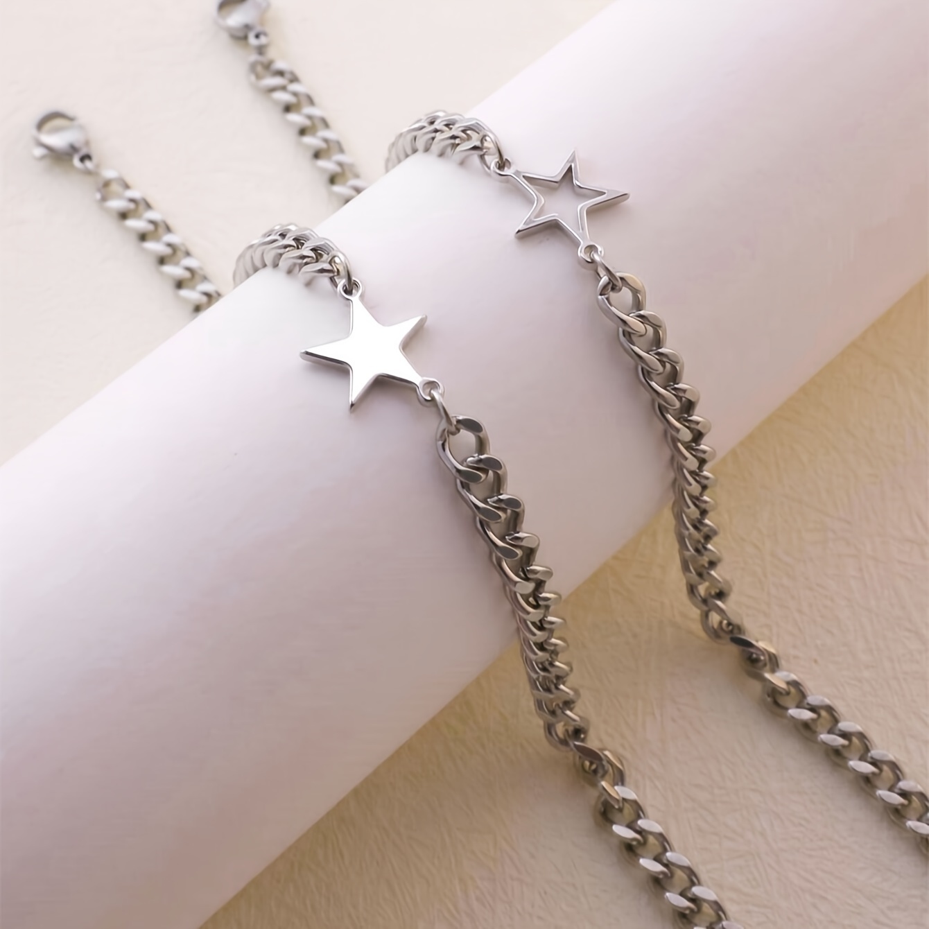 TEMU 2pcs Personalized Minimalist Style Star Hollowed Out Star Couple Bracelet With Fashionable Design, Elegant Temperament And High-end Feel. The