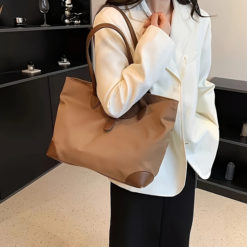 

Large Capacity Women's Tote Bag, Niche High-end Versatile Commuter Shoulder Bag.
