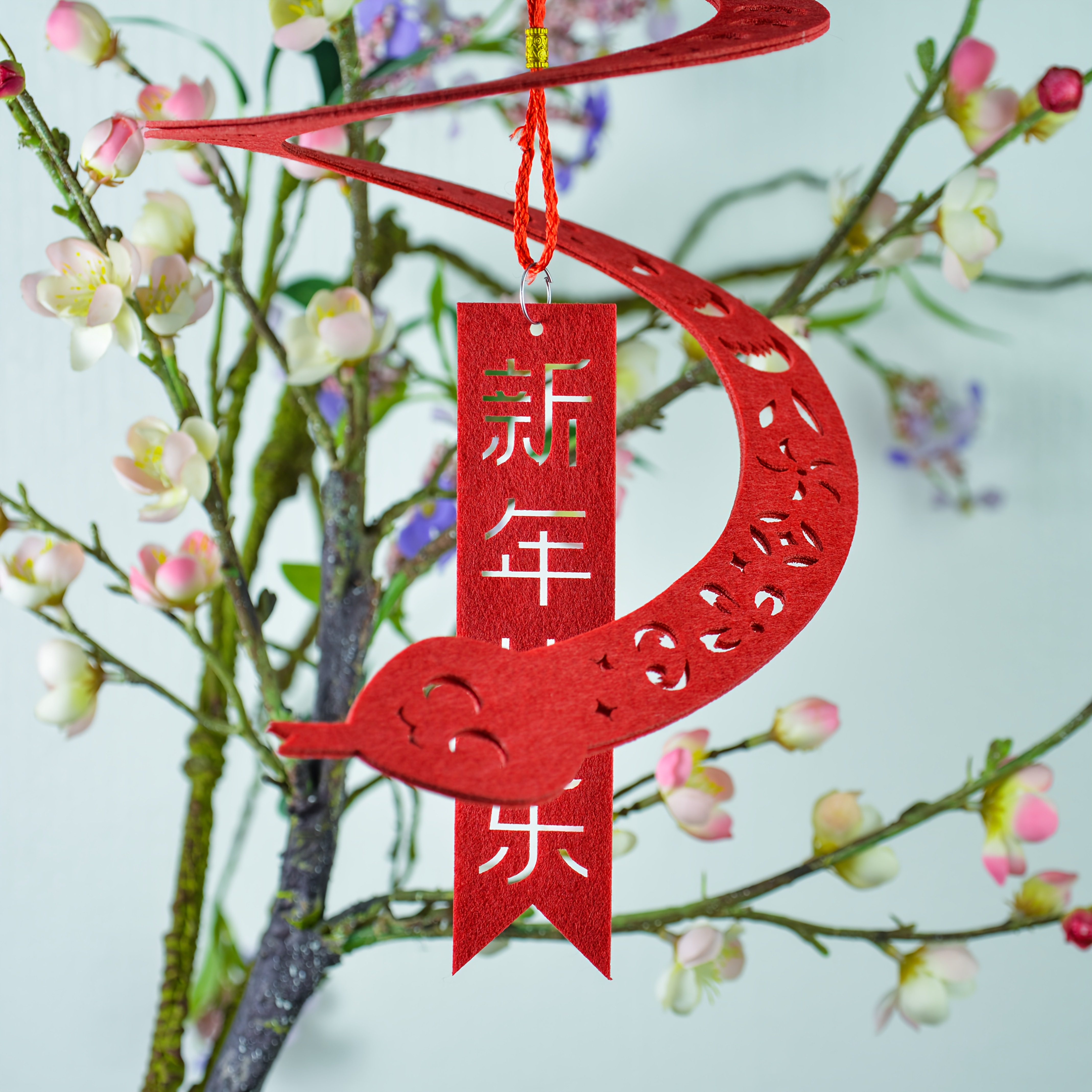 

2pcs, 2025 New Year Snake Year Effective Cartoon Creative Pull Flower Hanging Decoration, Pendant, New Year Gift, Snake Year Gift