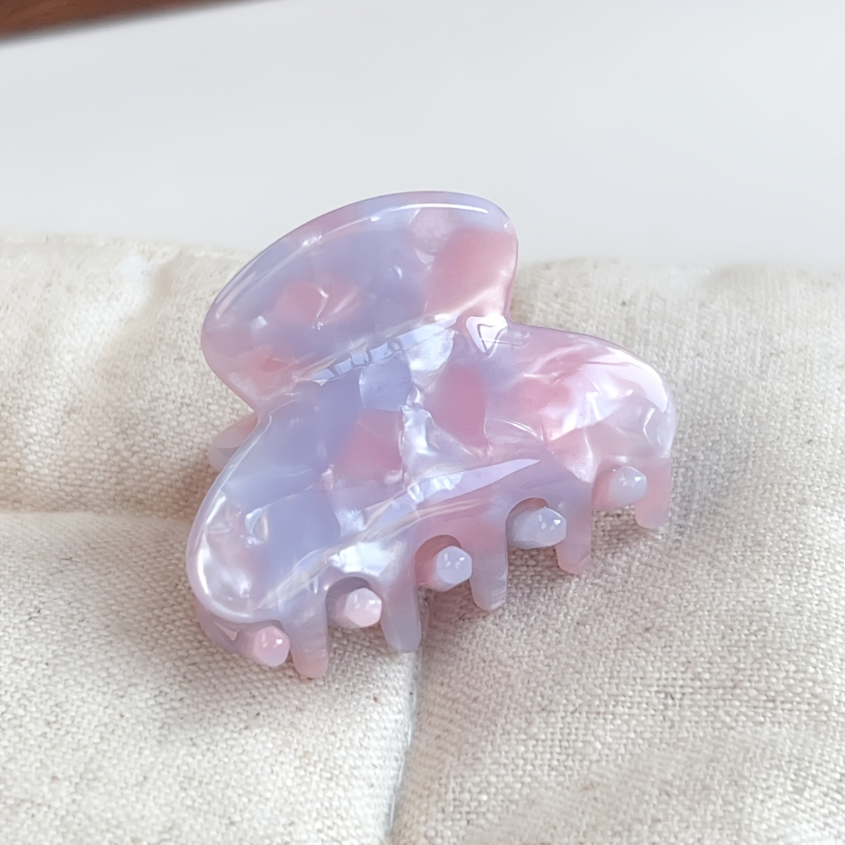 TEMU 1pc Elegant Acrylic Fiber Women's Hair Clip, Versatile Side-parting Hair Clip. In Options Such As Tortoiseshell, Marble Pattern , And Solid