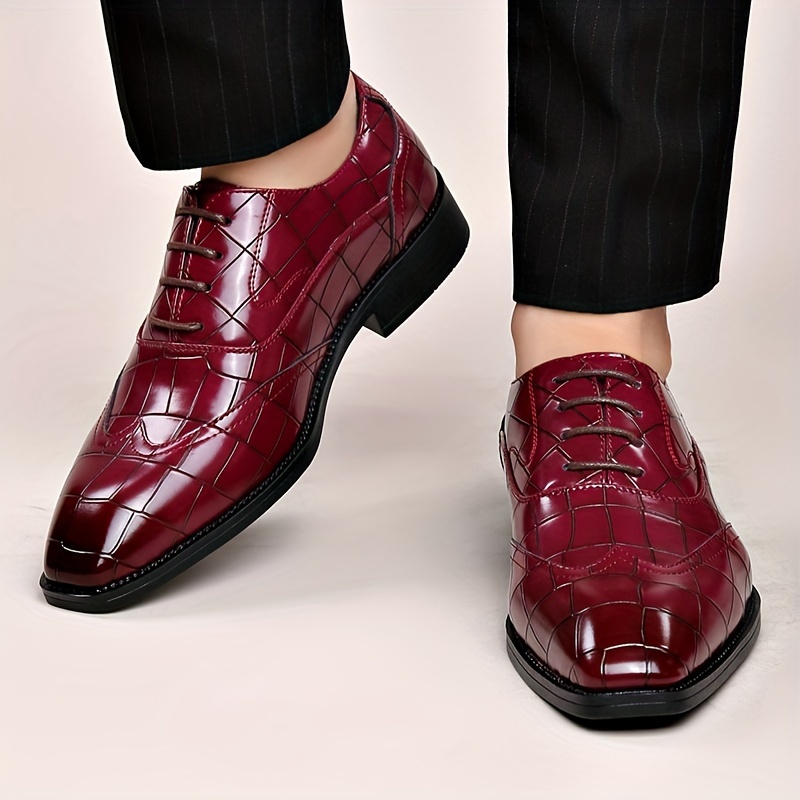 3332 Chaussures de ville formelles pour hommes, brillantes, chaussures de mariage tendance pour marié, chaussures de costume uniformes pour hommes, à la mode et tendance