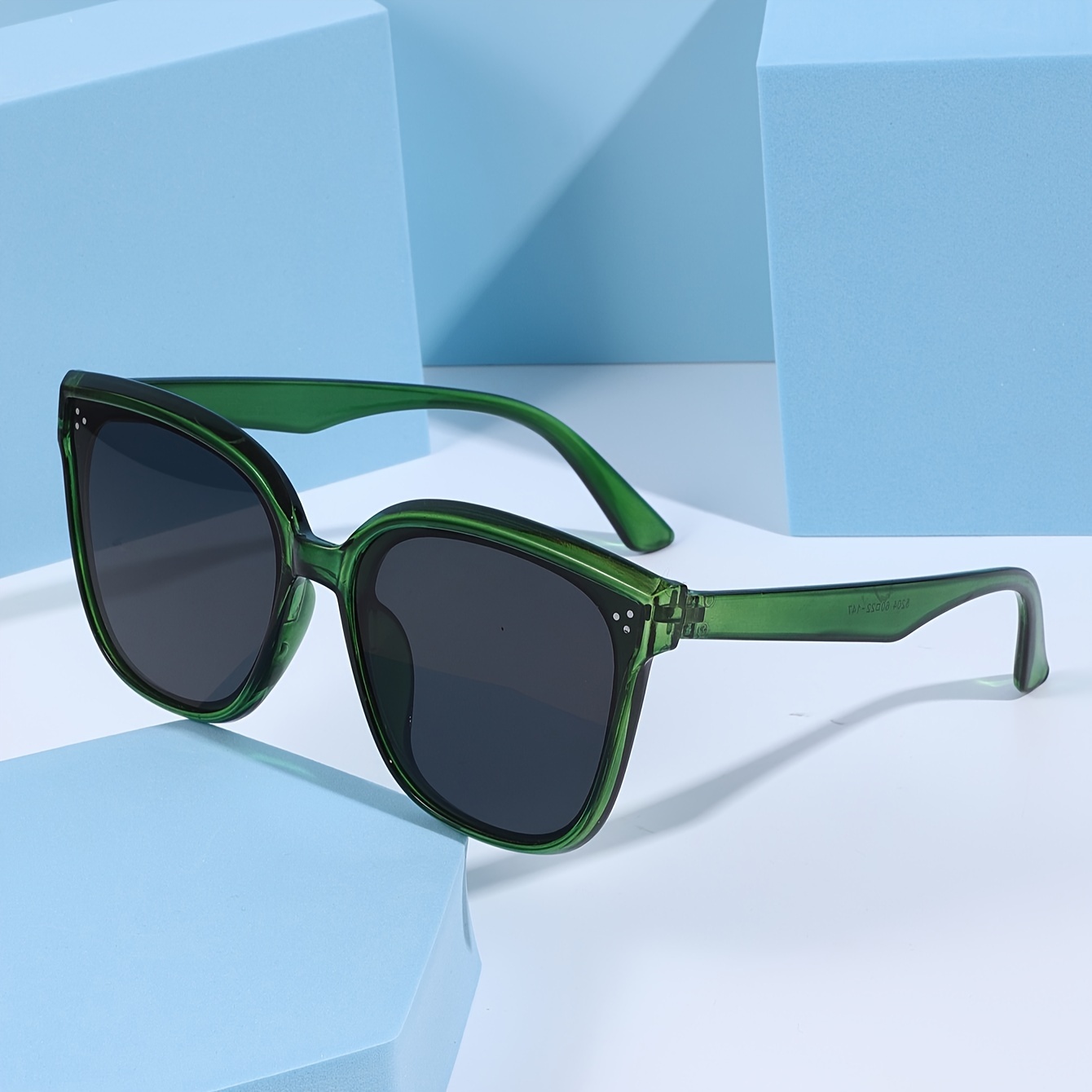 

Large Cat Eye For Women Retro Jelly Color Fashion Anti Glare Sun Shades For Driving Beach Travel