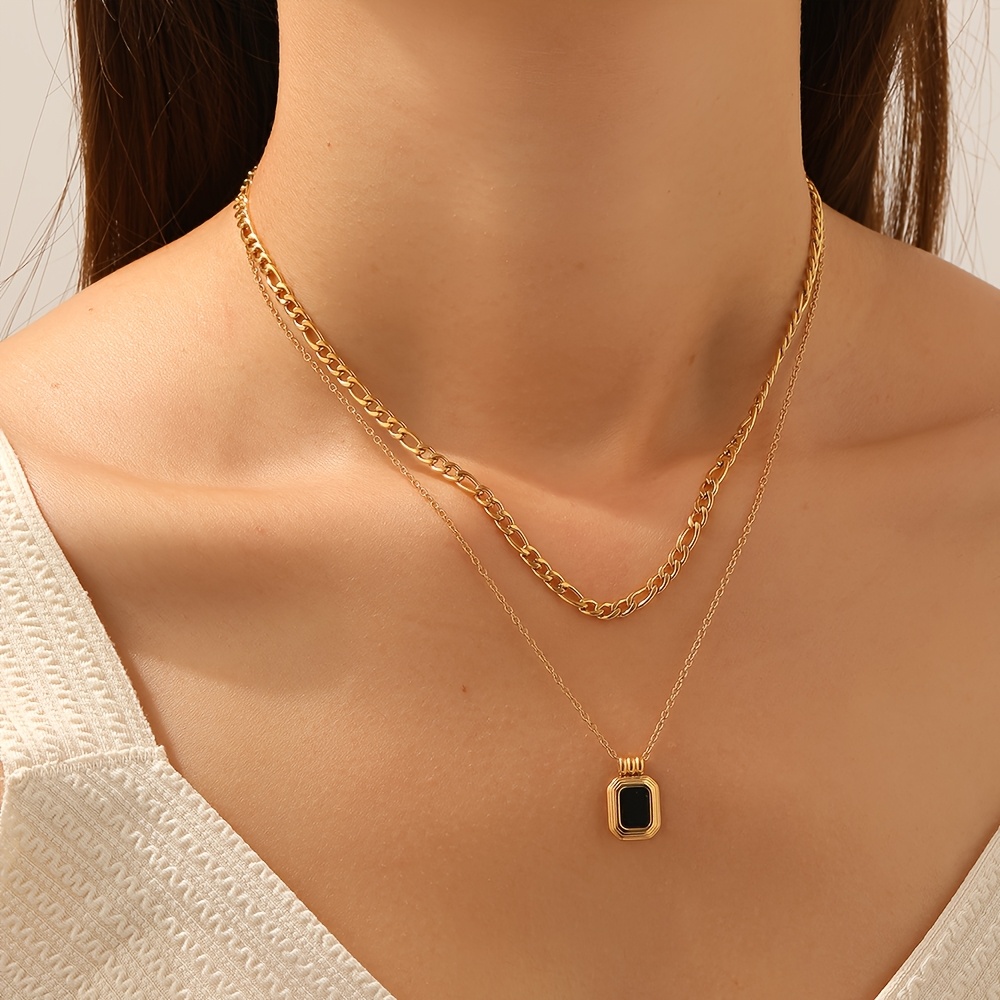 Women's Double Layered Black Square Pendant Necklace, Exquisite
