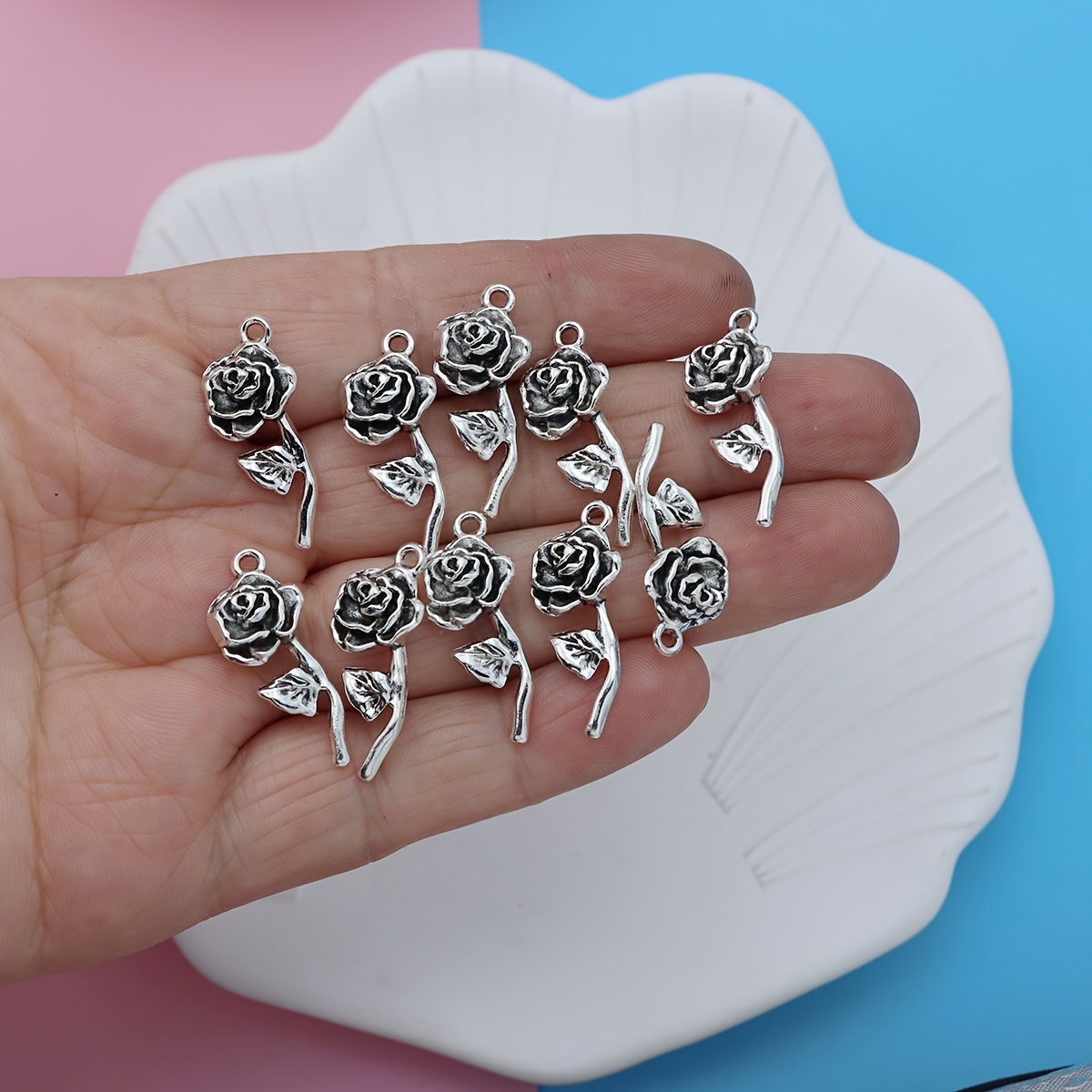 

10pcs Antique Silvery & Leaves Charms, Pendentifs en de plaqués pour la fabrication de bijoux DIY, Fournitures de craft pour et boucles d'oreilles