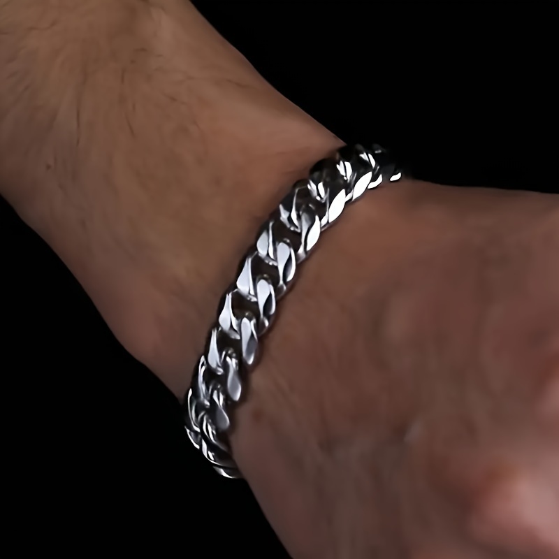 

[customer ] Stylish Men's Titanium Steel Bracelet - Cool, Design For Casual Attire &