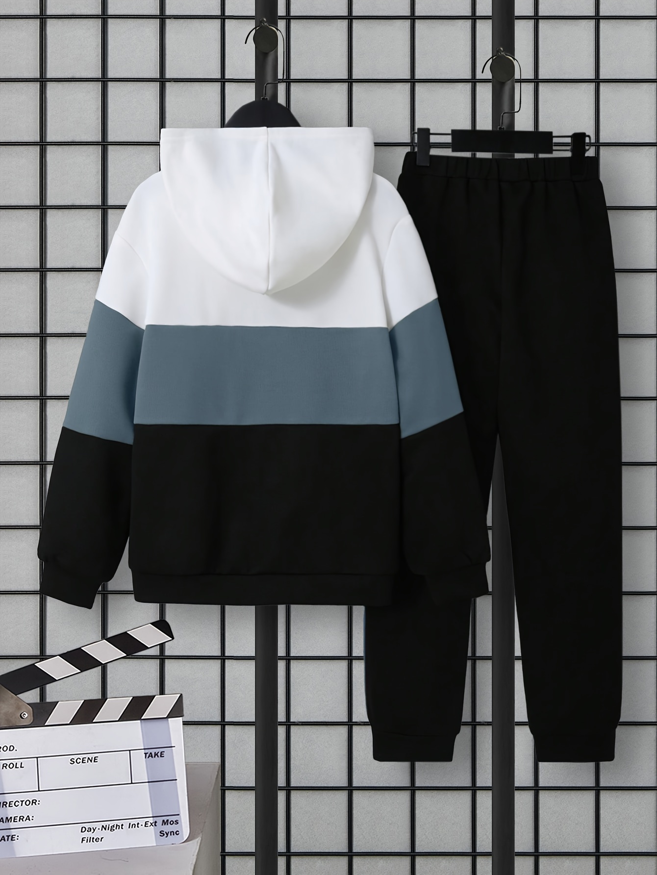 Boys' Spring and Autumn Outing Lettered Zip-Up Long Sleeve Top + Elastic Waist Two-Tone Patched Pants Middle School Casual Comfortable Two-Piece Set, Perfect for Outdoor - Image 2