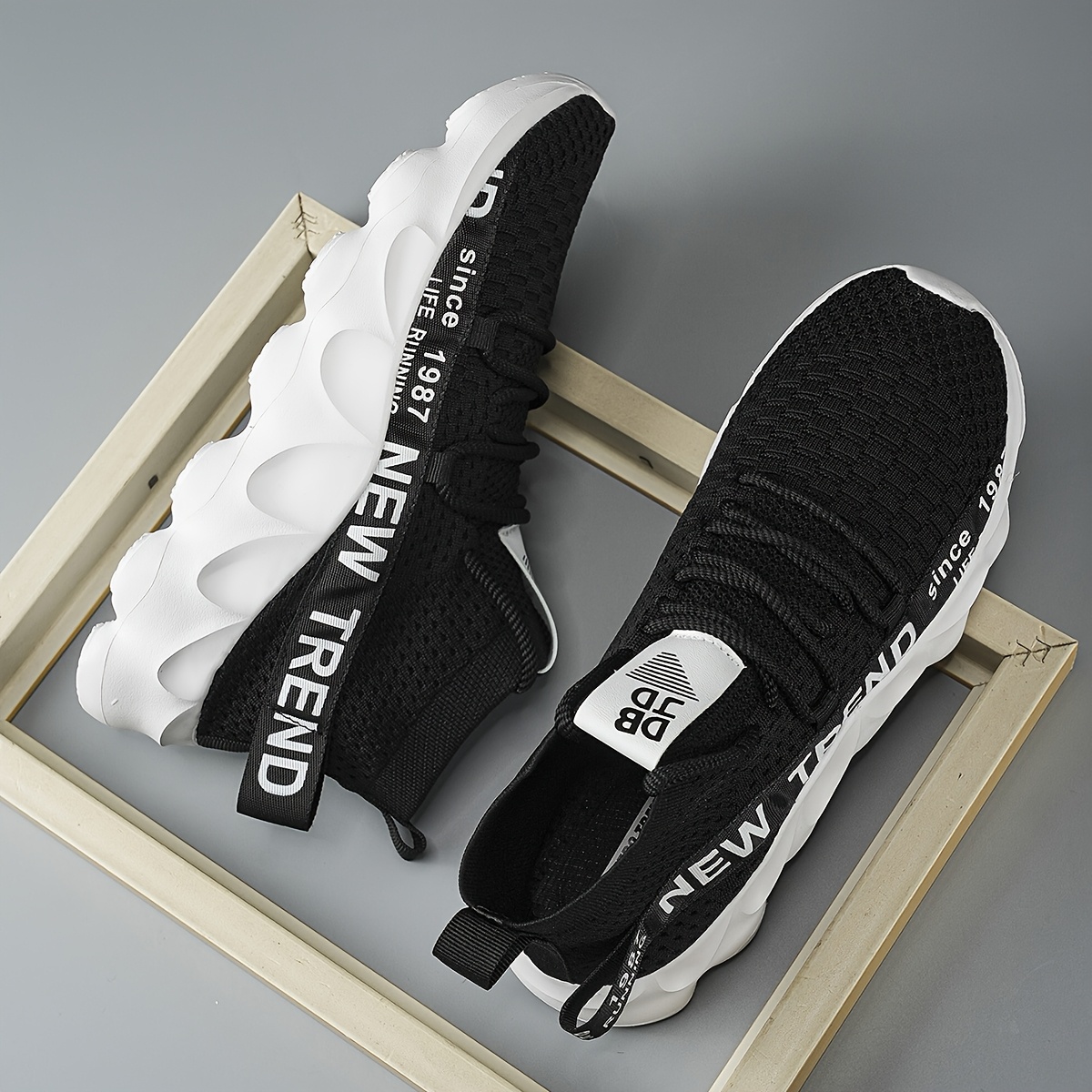 Спортни обувки за мъже - Casual стил