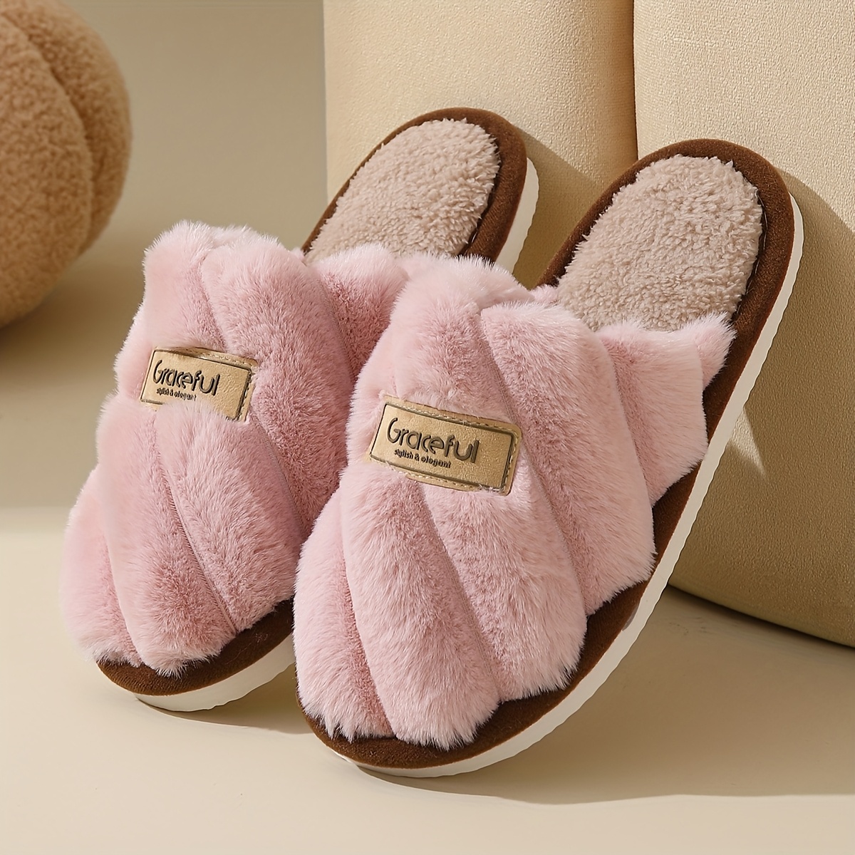 winter womens anti slip warm slippers home indoor comfortable couple slippers details 5