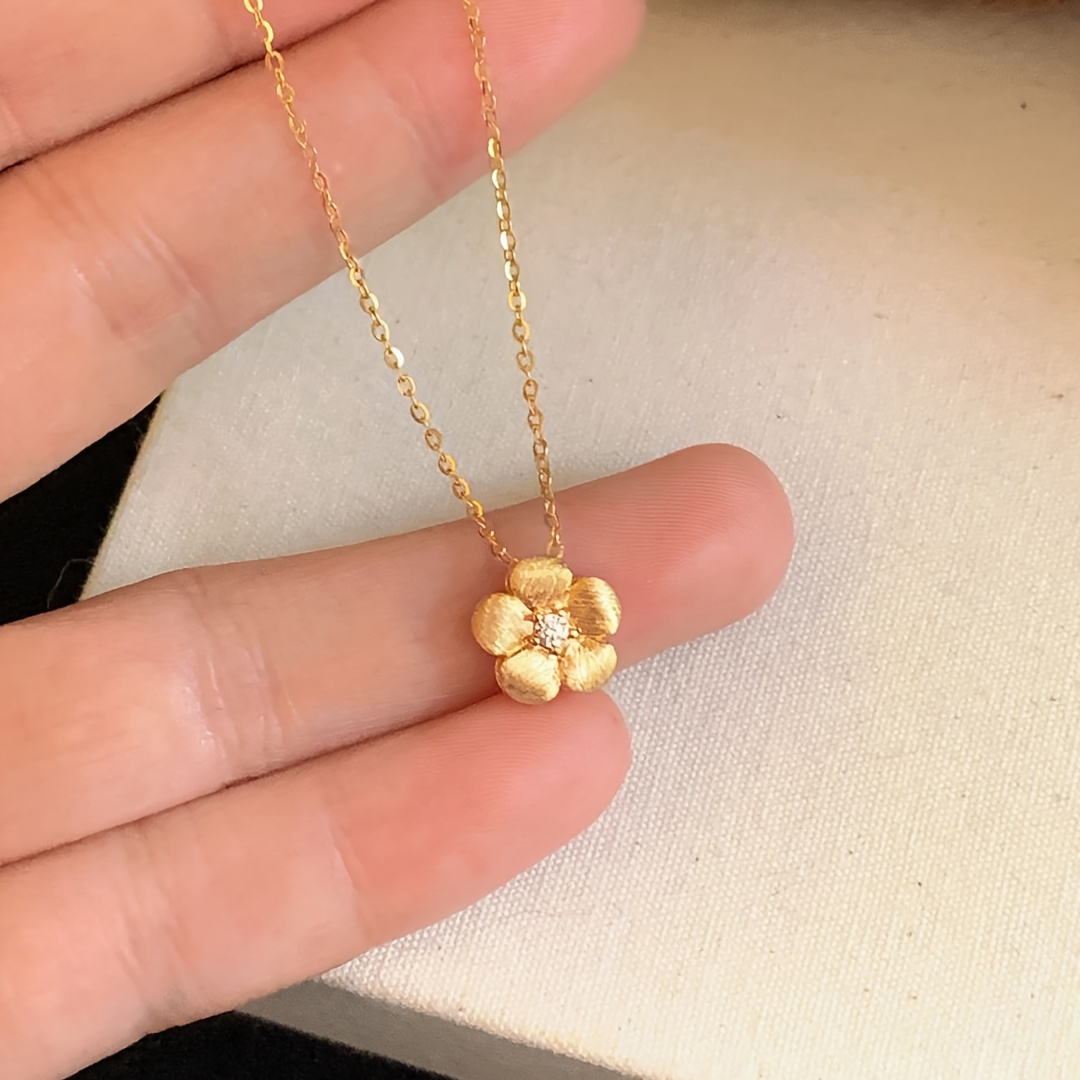 TEMU 1pc; Copper; Size: 45cm; Fashionable And Easy Cubic Zirconia Brushed Flower Pendant Necklace Women's Niche Design Luxury Elegant Clavicle Chain,