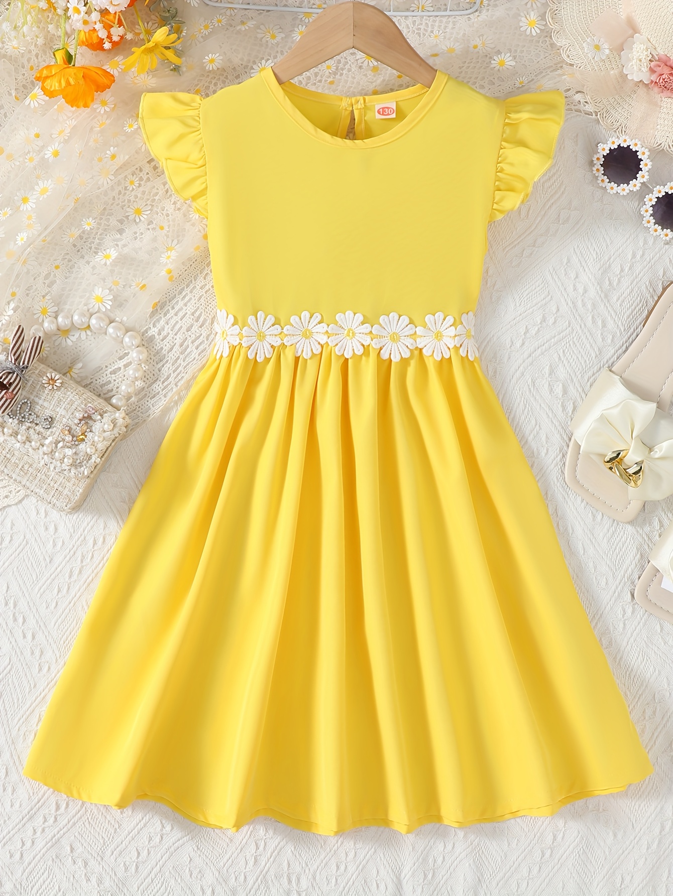 1pc Girls' Yellow Daisy Dress with Short Sleeves A-Line Smock Dress  for to Short Length Party Wedding Guest Outfit, Machine Wash