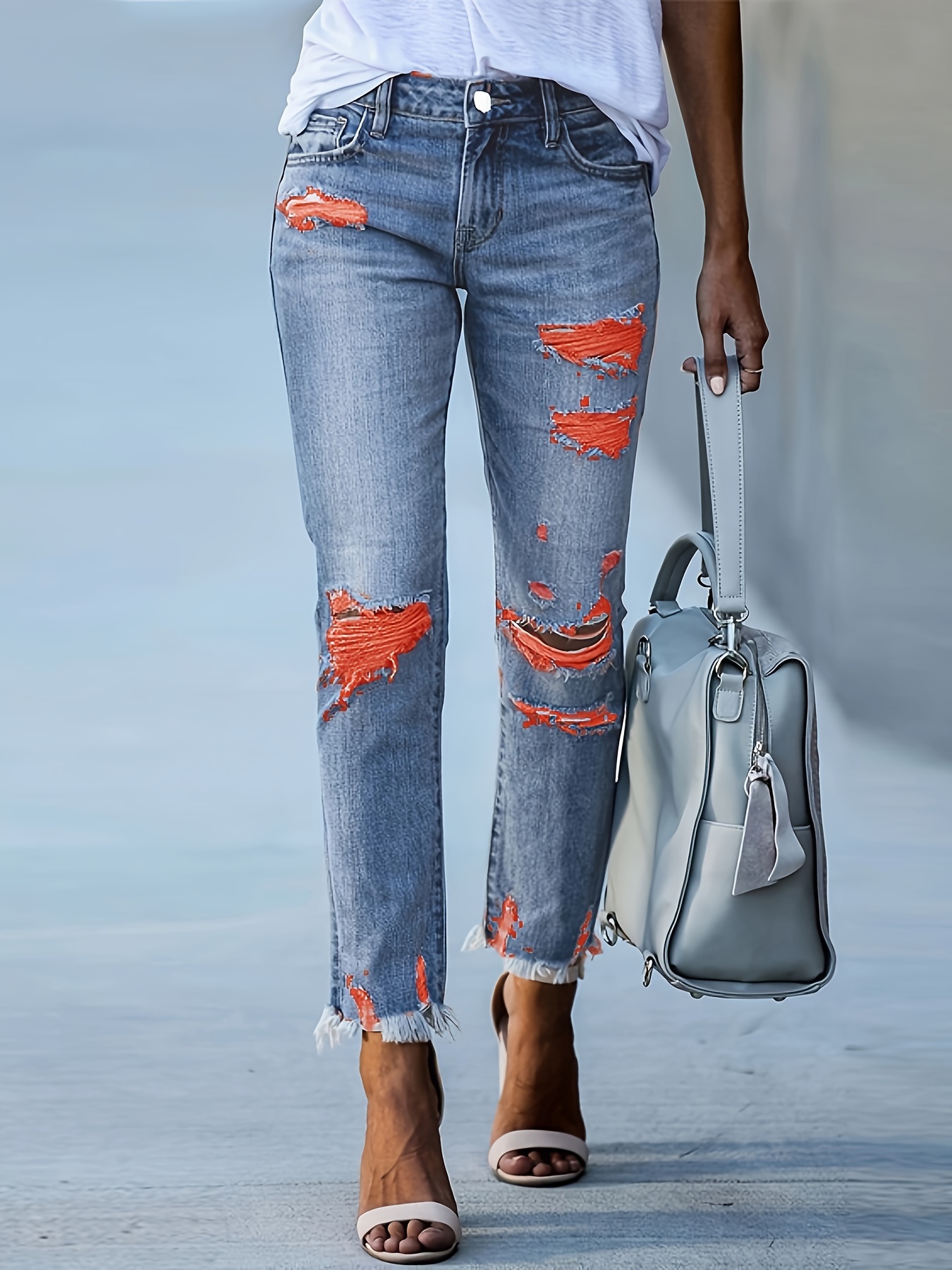 Women'S Stretchy Distressed Denim Capri Jeans with Vibrant Red White Torn  Details *-* Straight-Leg Crop Pants, Light Blue Washed Streetwear Style - Main Image