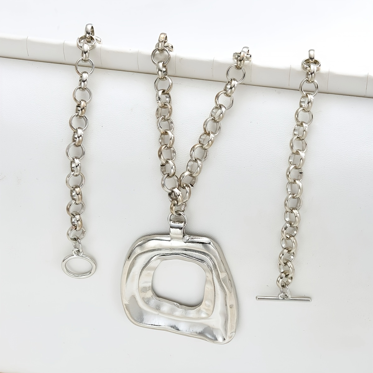 TEMU 1pc Collier Pendentif Mode Punk, Pendentif Carré Géométrique Creux Irrégulier Élégant, Parfait pour , les Vacances, les Fêtes, , , les Vacances,